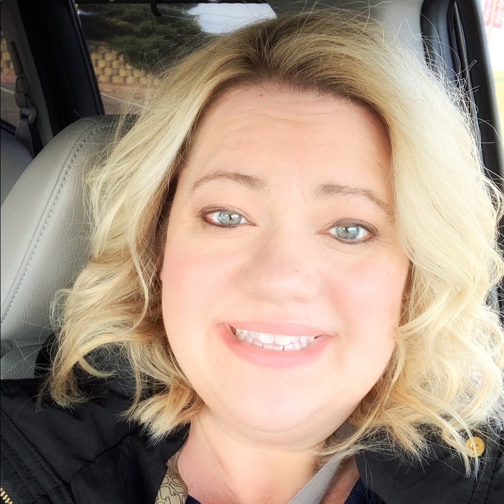 Meet your Posher, Heidi